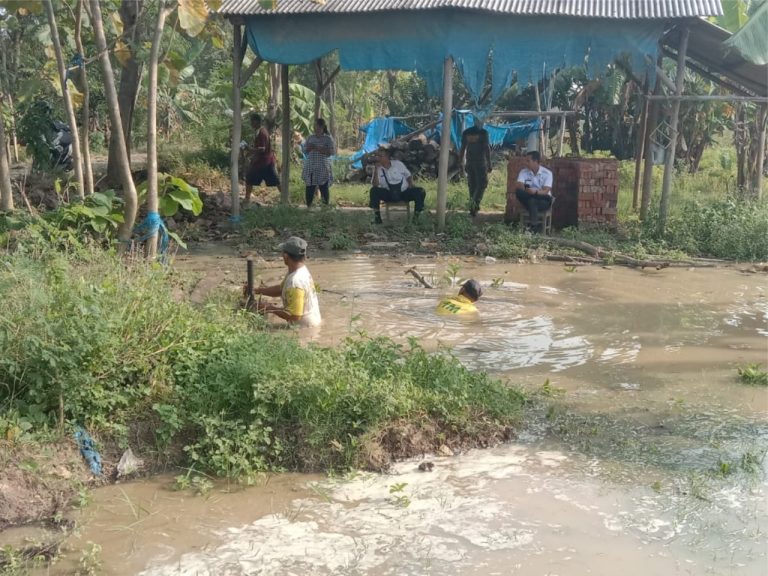 Lurah Bojongsari Monitoring Debit Air Cimanuk