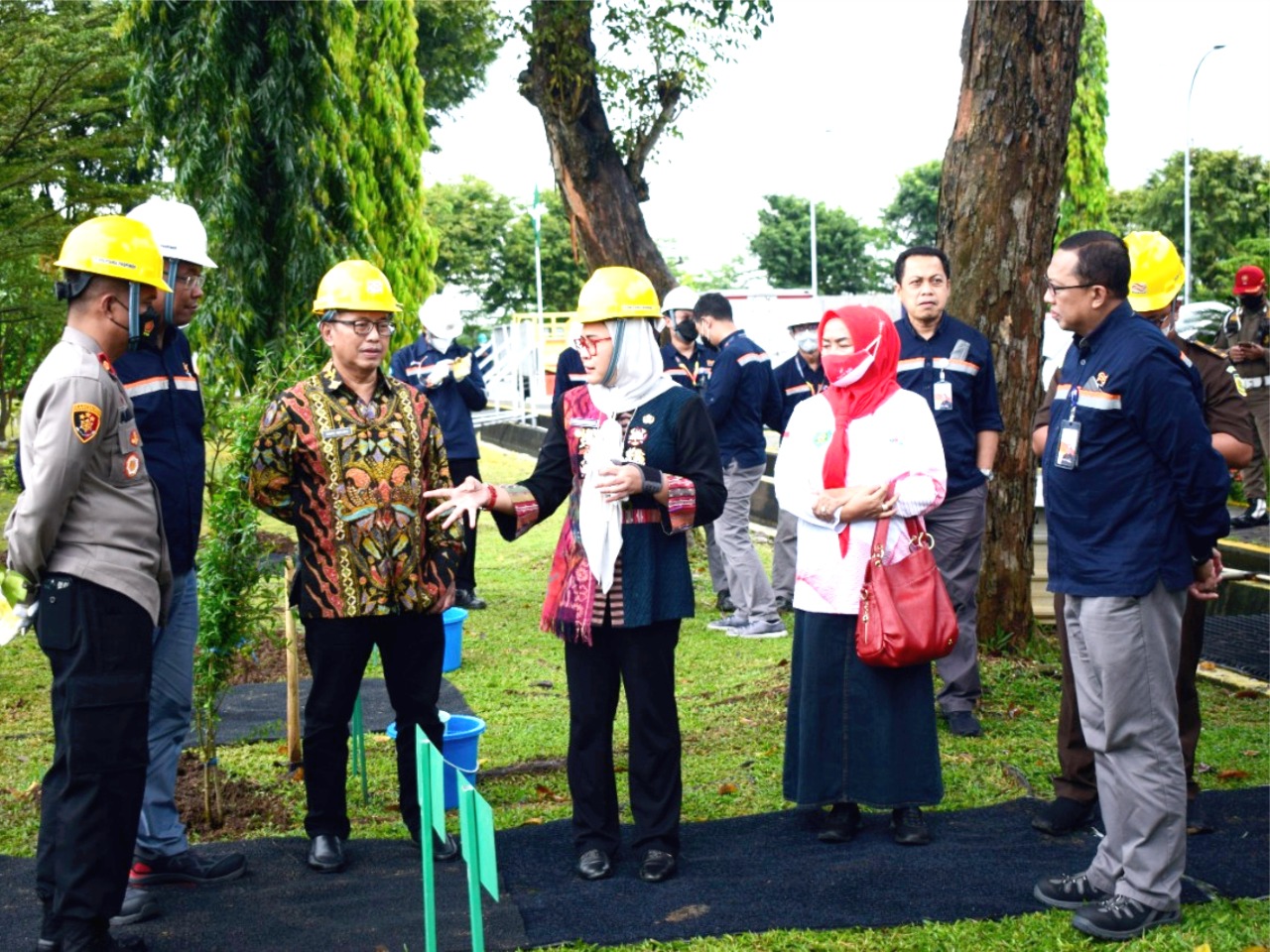 Bupati Nina Agustina: Bersyukur Pekerja di PT Polytama Propindo 70% Lebih  Dari Indramayu | Website Resmi Pemerintah Kabupaten Indramayu