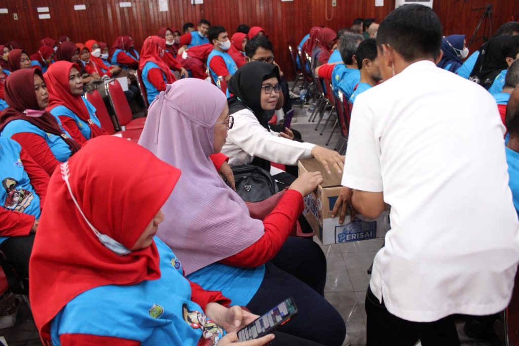 Peduli Cianjur, Bupati Nina Agustina bersama Forkopimda Galang Donasi Spontan